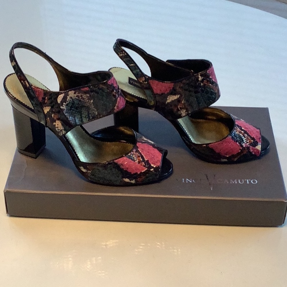 Vince V Camuto